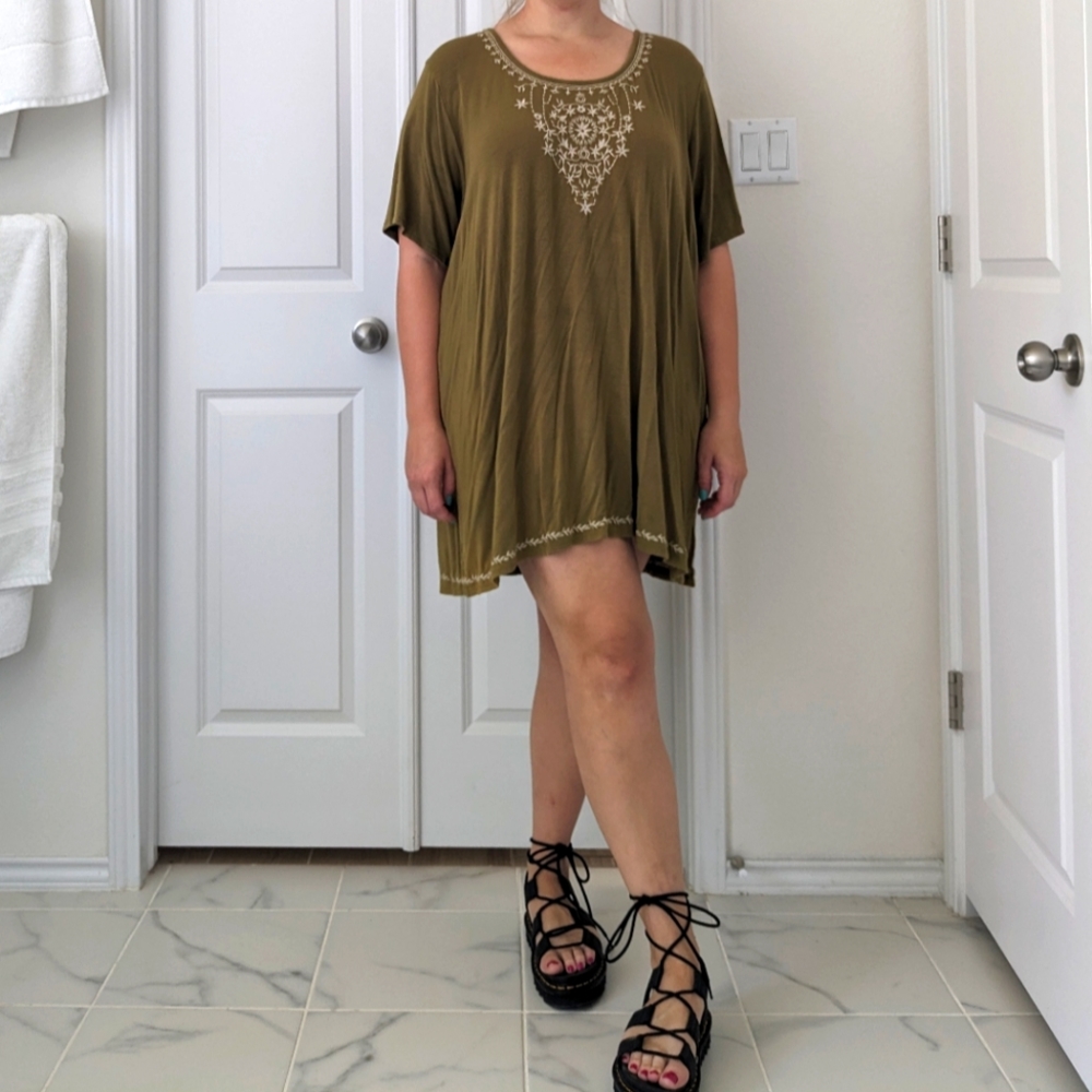 Philosophy Womens Green Embroidered Tunic Top Blouse Size 3X